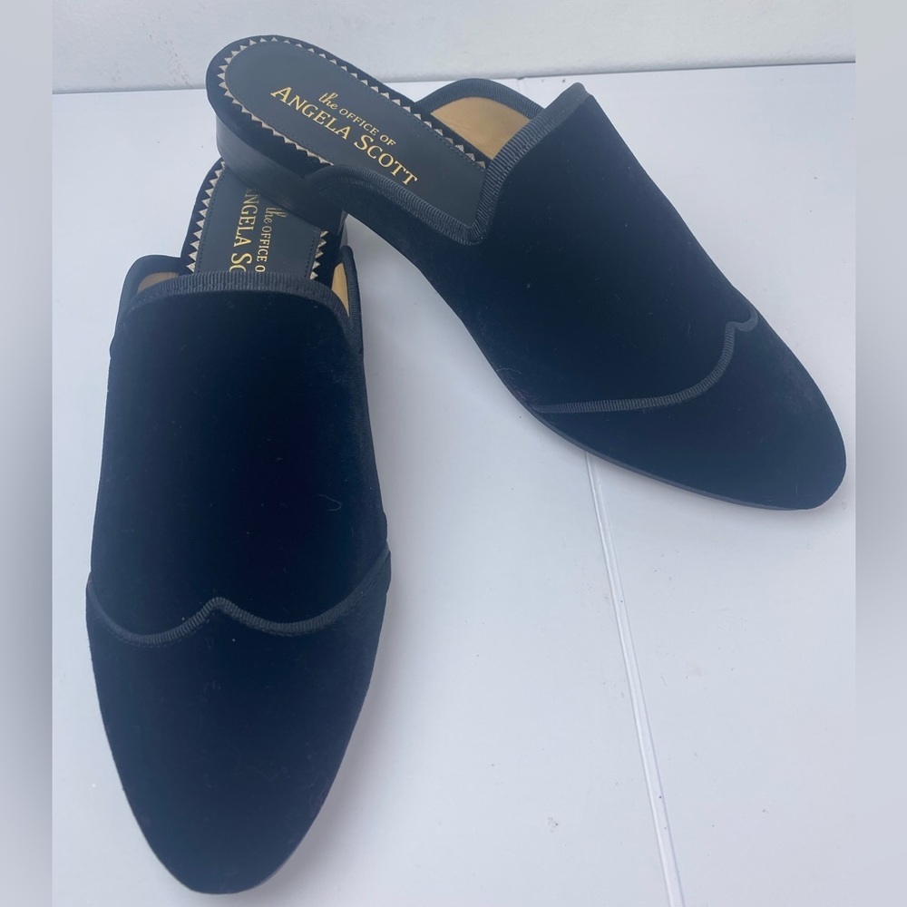 Angela Scott NWT Miss Adelaide Black Velvet Loafer Mules w Dust Bag & Box NIB